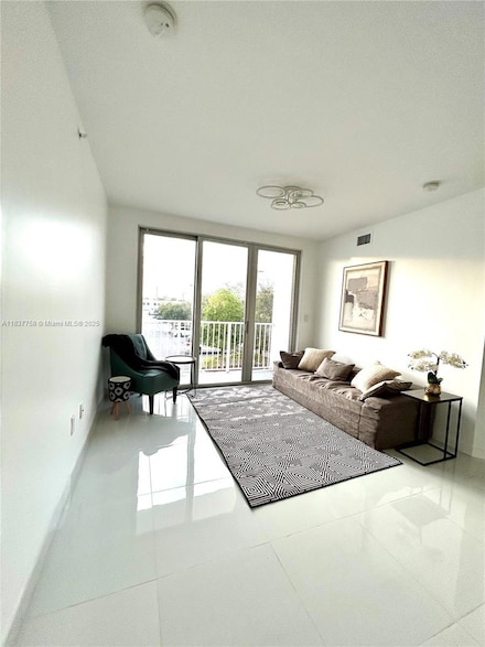 2651 NE 212th Terrace Unit 202, Miami, FL 33180