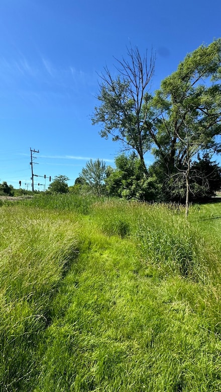 550 N Quentin Rd, Palatine, IL 60067