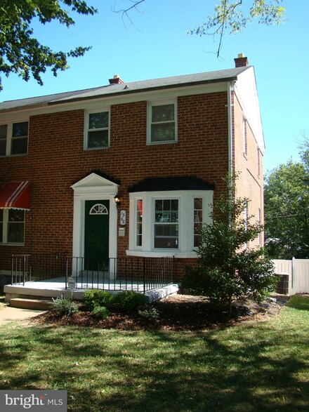 1360 Sherwood Ave, Baltimore, MD 21239