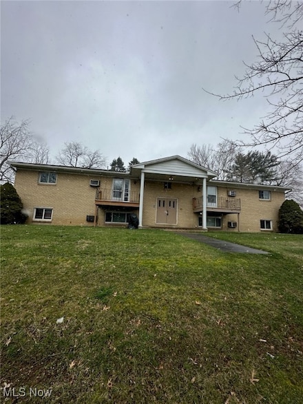 151 Frana Clara St, Louisville, OH 44641