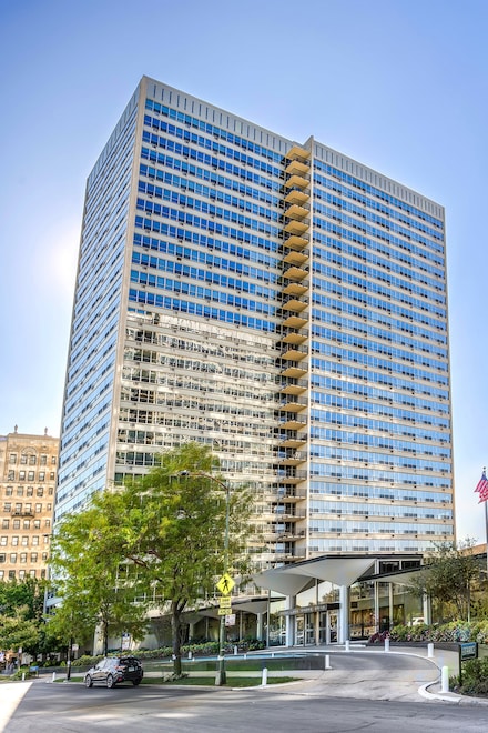 3550 N Lake Shore Dr Unit 1725, Chicago, IL 60657