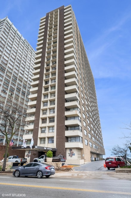 6157 N Sheridan Rd Unit 22M, Chicago, IL 60660
