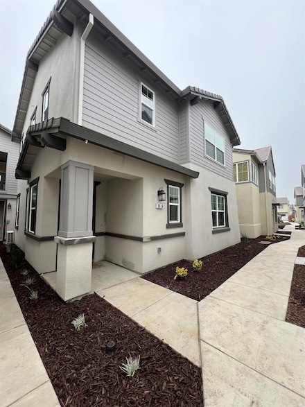 2616 Night Bloom Way, Lathrop, CA 95330