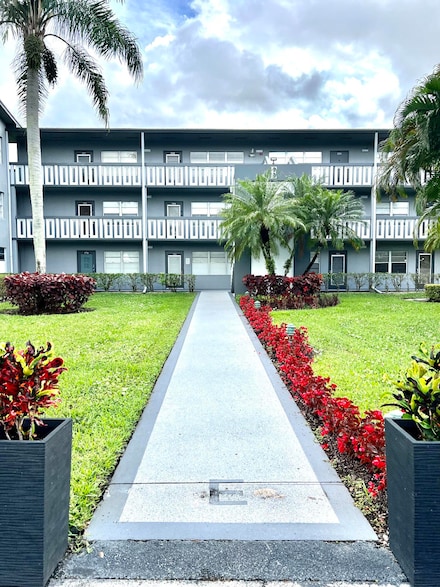 209 Suffolk E, Boca Raton, FL 33434