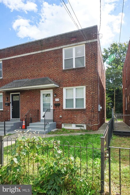 1162 Collings Rd, Camden, NJ 08104