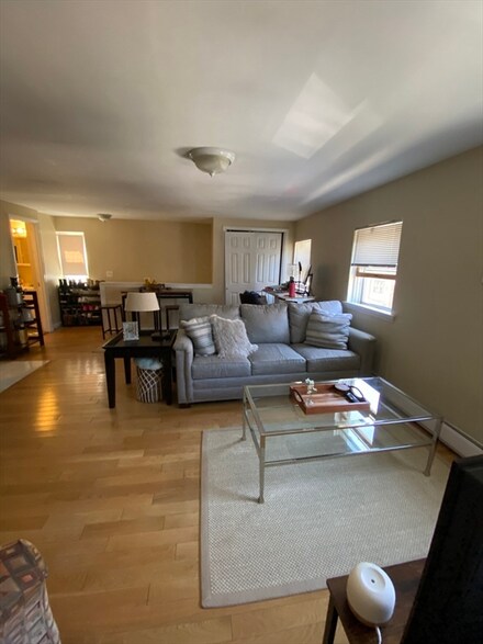 161 F St Unit 2, Boston, MA 02127