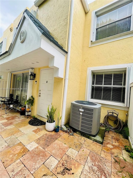 6855 SW 45th Ln Unit 7, Miami, FL 33155