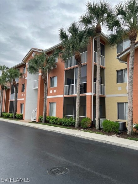 6400 Aragon Way Unit 305, Fort Myers, FL 33966