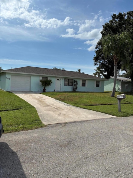 1174 SW Hutchins St, Port Saint Lucie, FL 34983
