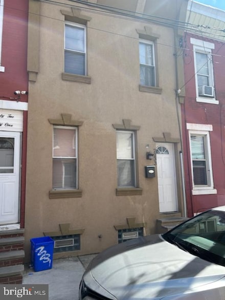 2233 S Fairhill St, Philadelphia, PA 19148