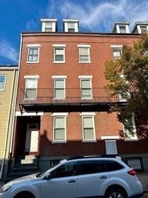 12 Paris St Unit 1, Boston, MA 02128