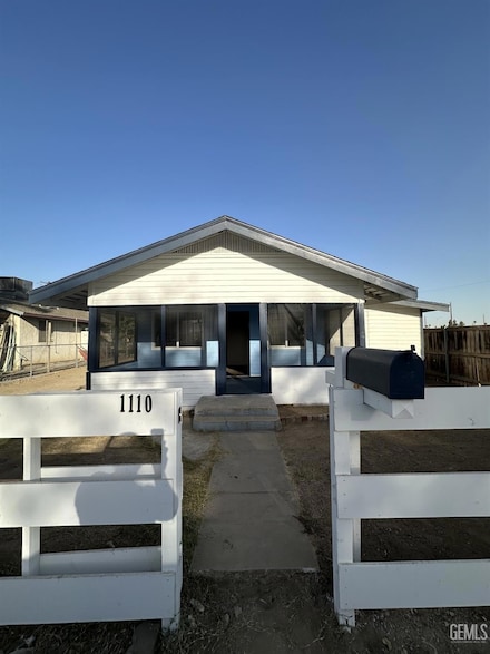 1110 Fremont St, Delano, CA 93215