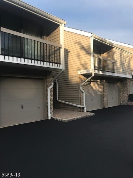 55 N Slope, Clinton, NJ 08809