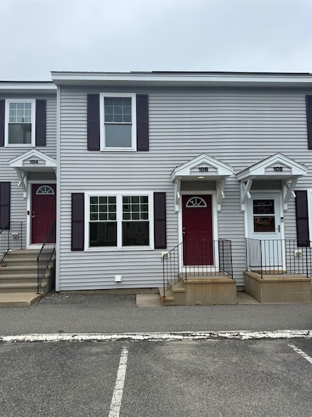 106 Karatzas Ave, Manchester, NH 03104