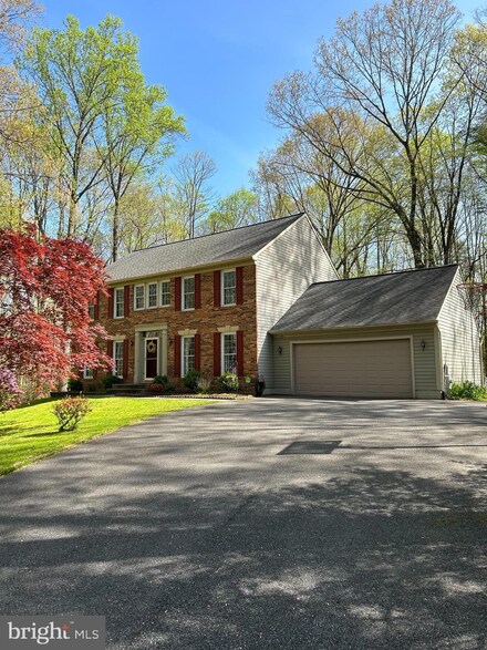 2103 Arrowhead Farms Ct, Gambrills, MD 21054