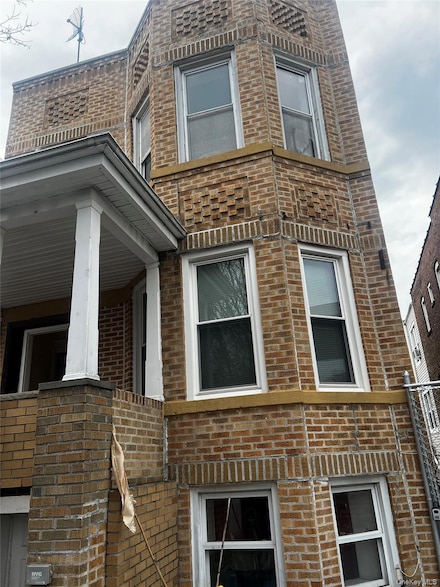 1113 Olmstead Ave, Bronx, NY 10472