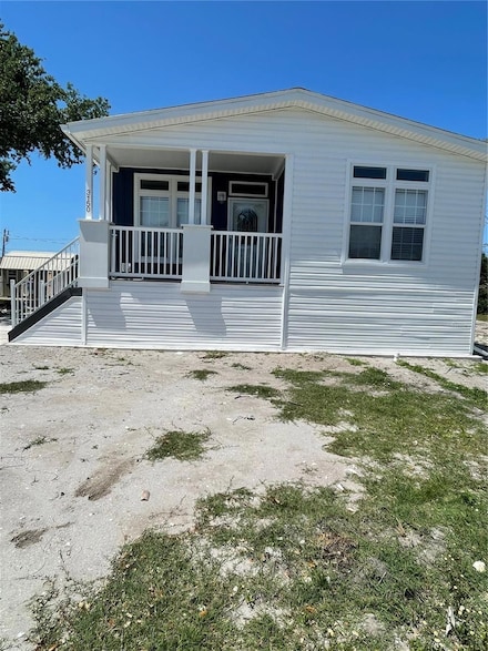 3150 Bourbon St, Englewood, FL 34224