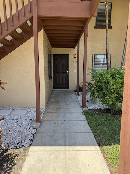 1403 Lakeview Dr E, Royal Palm Beach, FL 33411