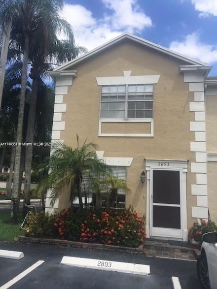 2893 Belmont Ln, Hollywood, FL 33026