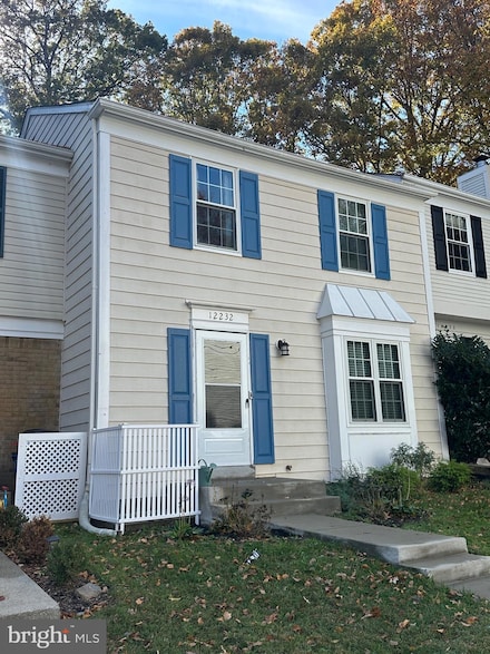 12232 Nutmeg Ct, Woodbridge, VA 22192