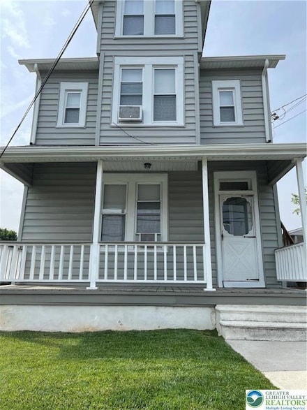 5669 E Texas Rd, MacUngie, PA 18062