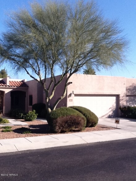 8683 E Placita Pueblo Bonito, Tucson, AZ 85710