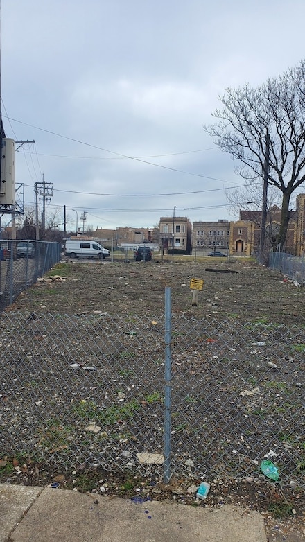 517 S Millard Ave, Chicago, IL 60624