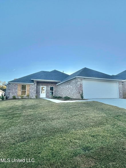 108 Madisonville Dr, Canton, MS 39046