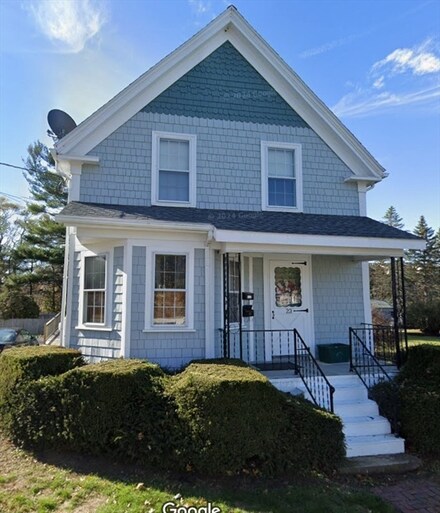 23 Walnut St, Danvers, MA 01923