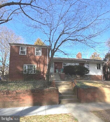 3637 Appleton St NW, Washington, DC 20008