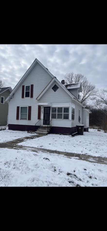 806 S Eaton St, Albion, MI 49224