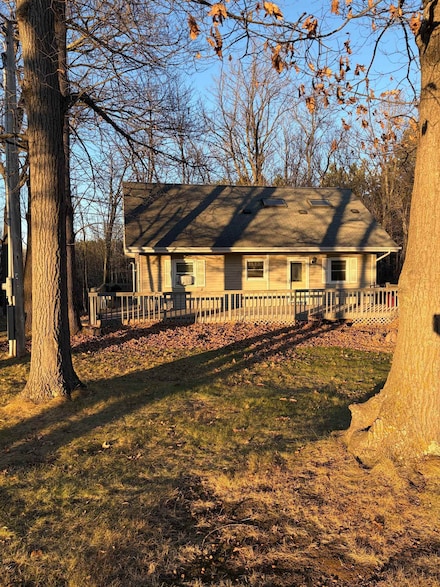 777 Harlis Rd, Holyoke, MN 55749