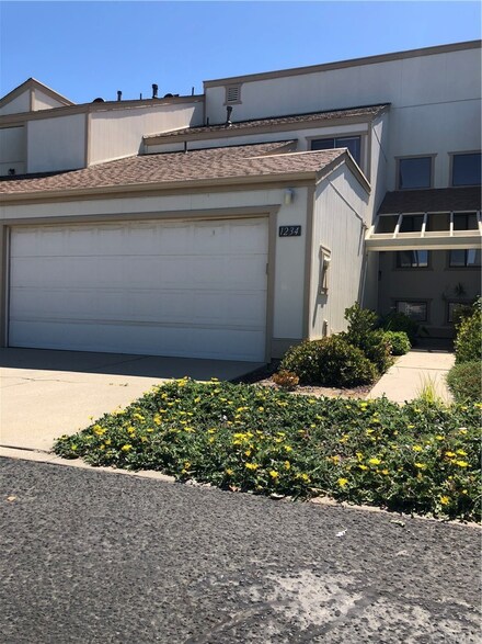 1234 Linda Vista Dr, Lompoc, CA 93436
