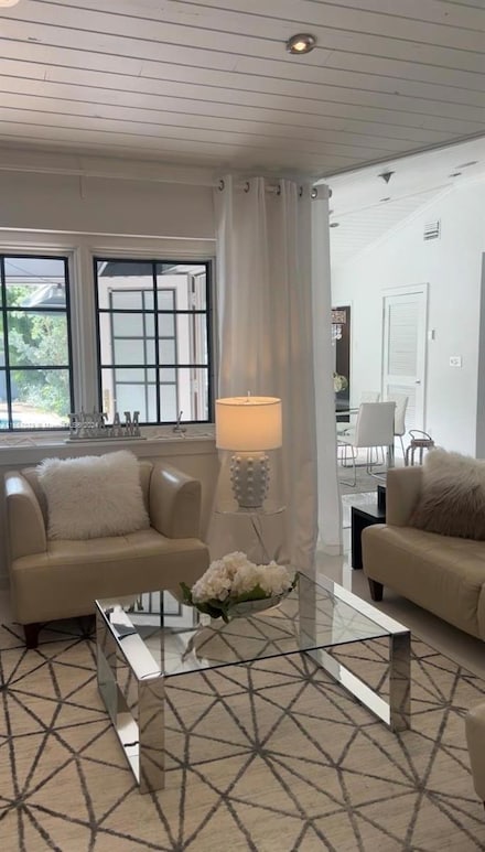 1332 Van Buren St Unit 1432, Hollywood, FL 33019