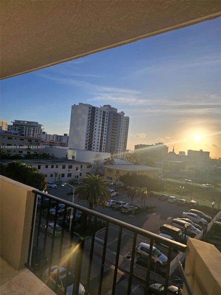 6965 Harding Ave Unit 502, Miami Beach, FL 33141