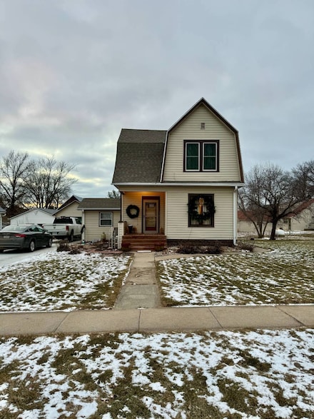 133 N Spruce St, Dodge, NE 68633