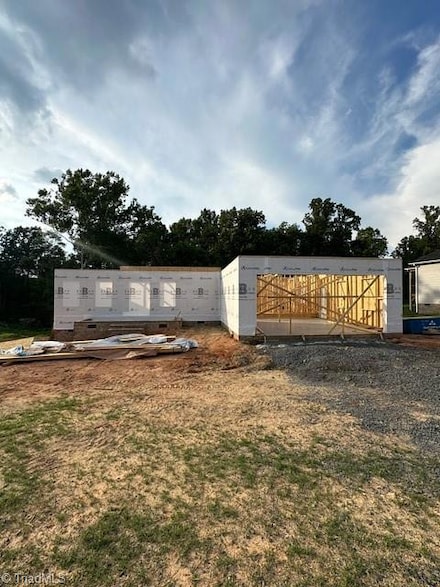 129 Legacy Ln, Eden, NC 27288