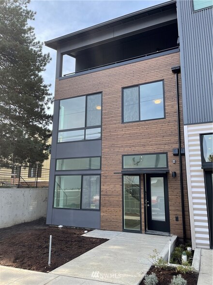2009 25th Ave S Unit 34, Seattle, WA 98144