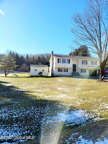 110 Valley Ct, Cobleskill, NY 12043