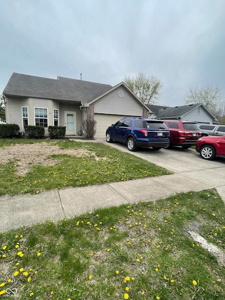8457 Kousa Dr, Indianapolis, IN 46234