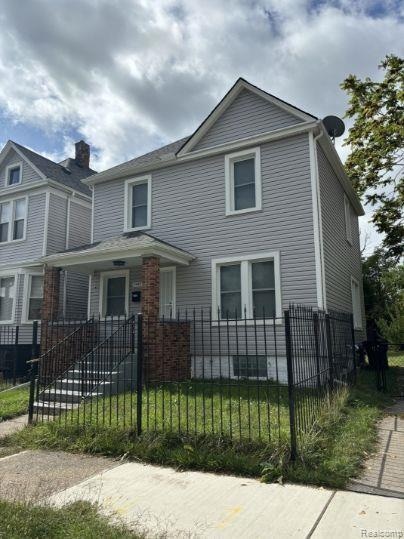 2547 Baldwin St, Detroit, MI 48214