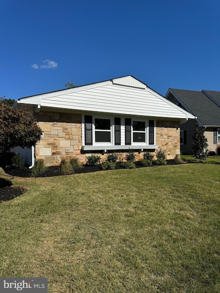 30 Harwick Ln, Willingboro, NJ 08046