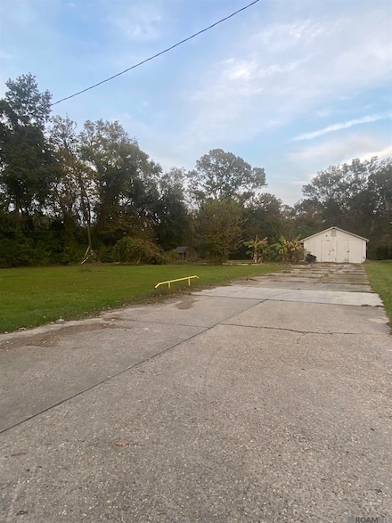13262 Depen St, Gonzales, LA 70737