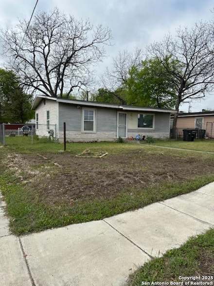726 W Southcross Blvd, San Antonio, TX 78211