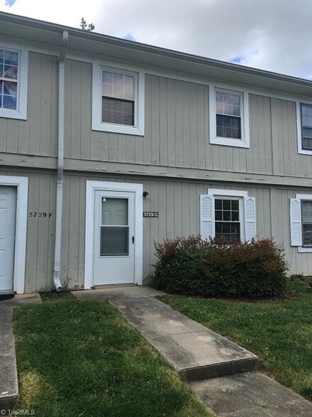 5729 Bramblegate Rd Unit G, Greensboro, NC 27409