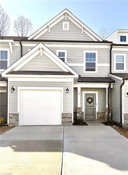 19 Stardust Trail, Greensboro, NC 27455