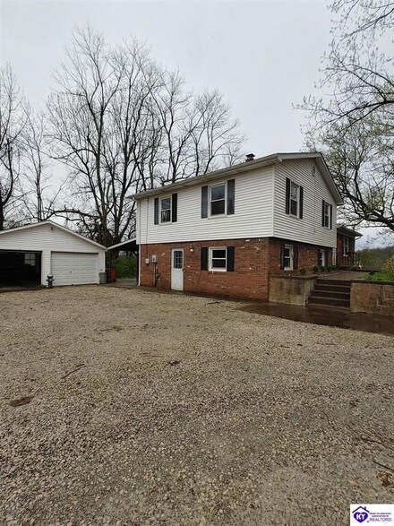 338 Rock Creek Ln, Big Clifty, KY 42712