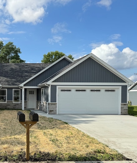 207 E Fairfield St, Fisher, IL 61843