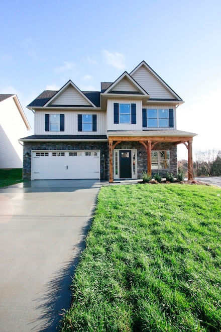 1159 Aspen Glen Dr, Alcoa, TN 37701