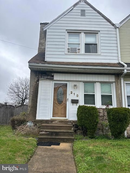 219 N Wycombe Ave, Lansdowne, PA 19050
